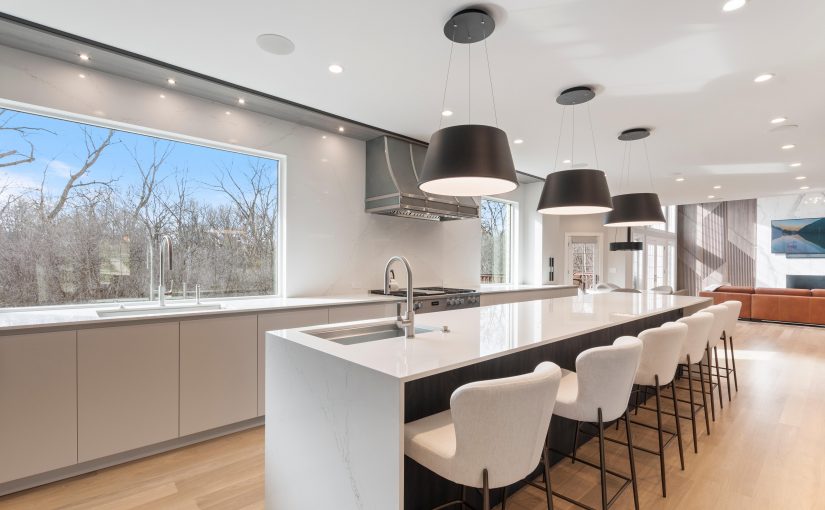 Finished project: Modern white kitchen in Chicago