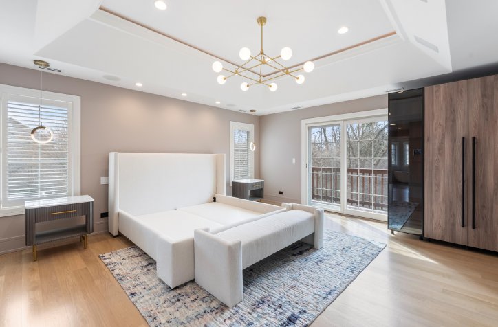 Chicago | Bedroom, Storage and Office by  - 