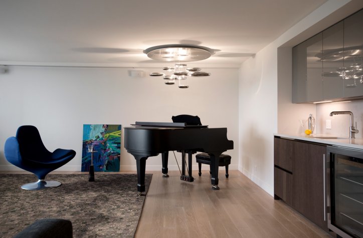 Chicago | Lakeview East Condo by Arrital - 