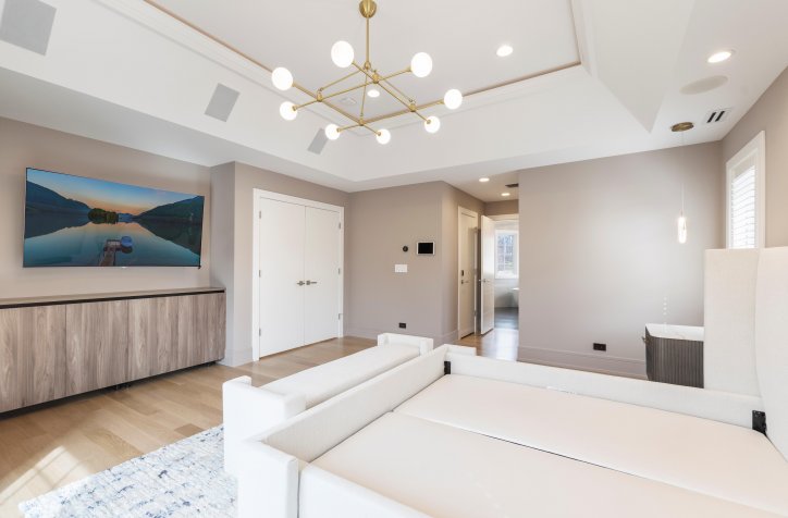 Chicago | Bedroom, Storage and Office by  - 