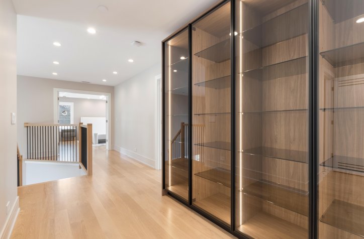 Chicago | Bedroom, Storage and Office by  - 